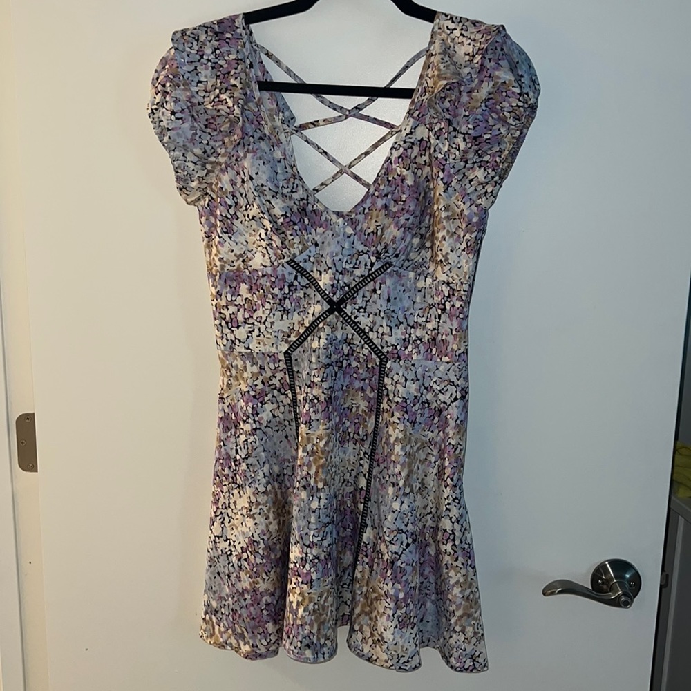 Bebe Lavender and Pale Blue Floral Pattern 100% Silk Size XS